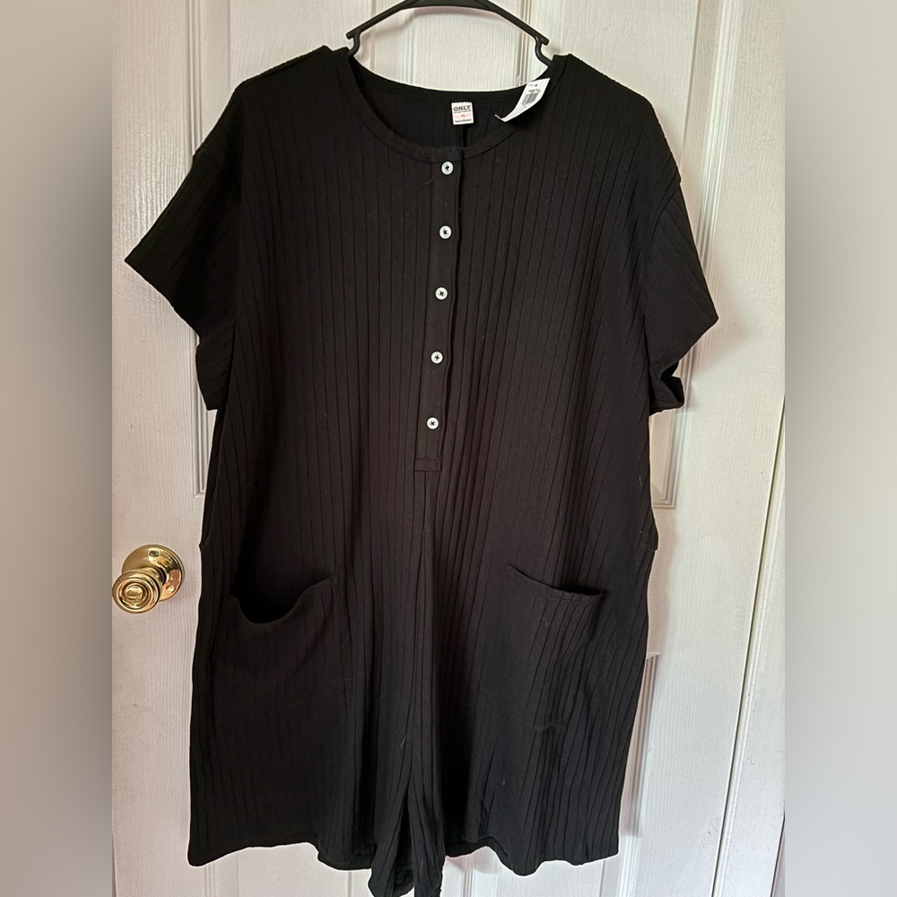 💝 Old Navy ribbed romper with pockets💝 Size XL